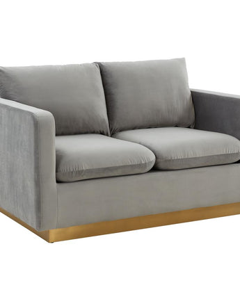 LeisureMod Nervo Modern Mid-Century Upholstered Velvet Loveseat with Gold Frame, Light Grey