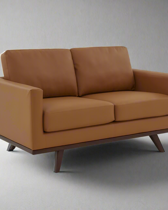 LeisureMod Chester Modern Leather Loveseat With Birch Wood Base, Cognac Tan